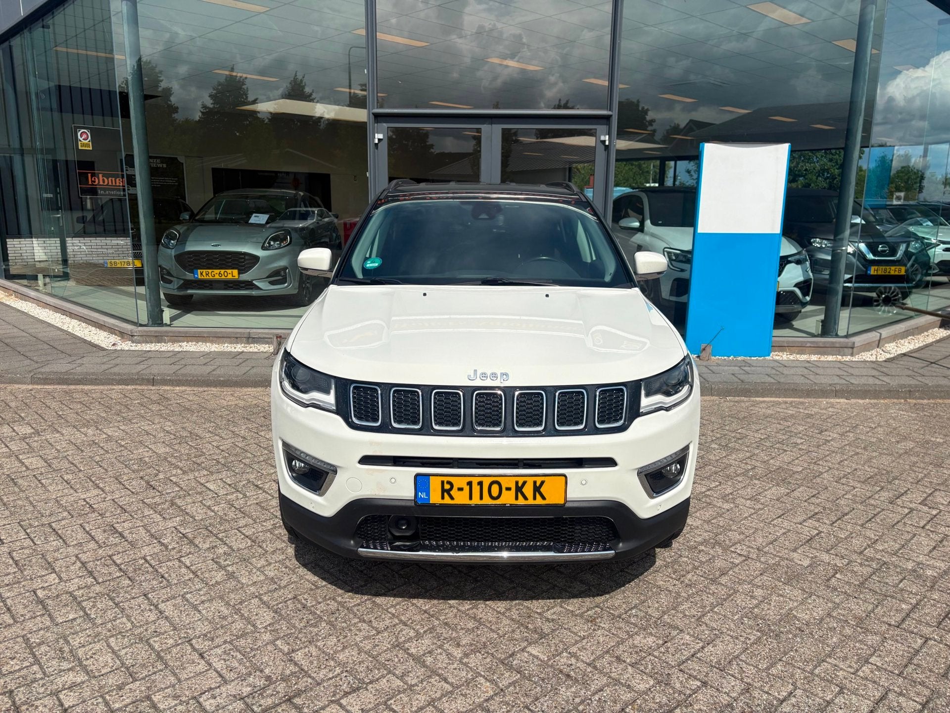 Jeep Compass 2.0 MultiJet Limited 4x4, Auto's, Automaat, 450 kg, 4 cilinders, Leder en Stof