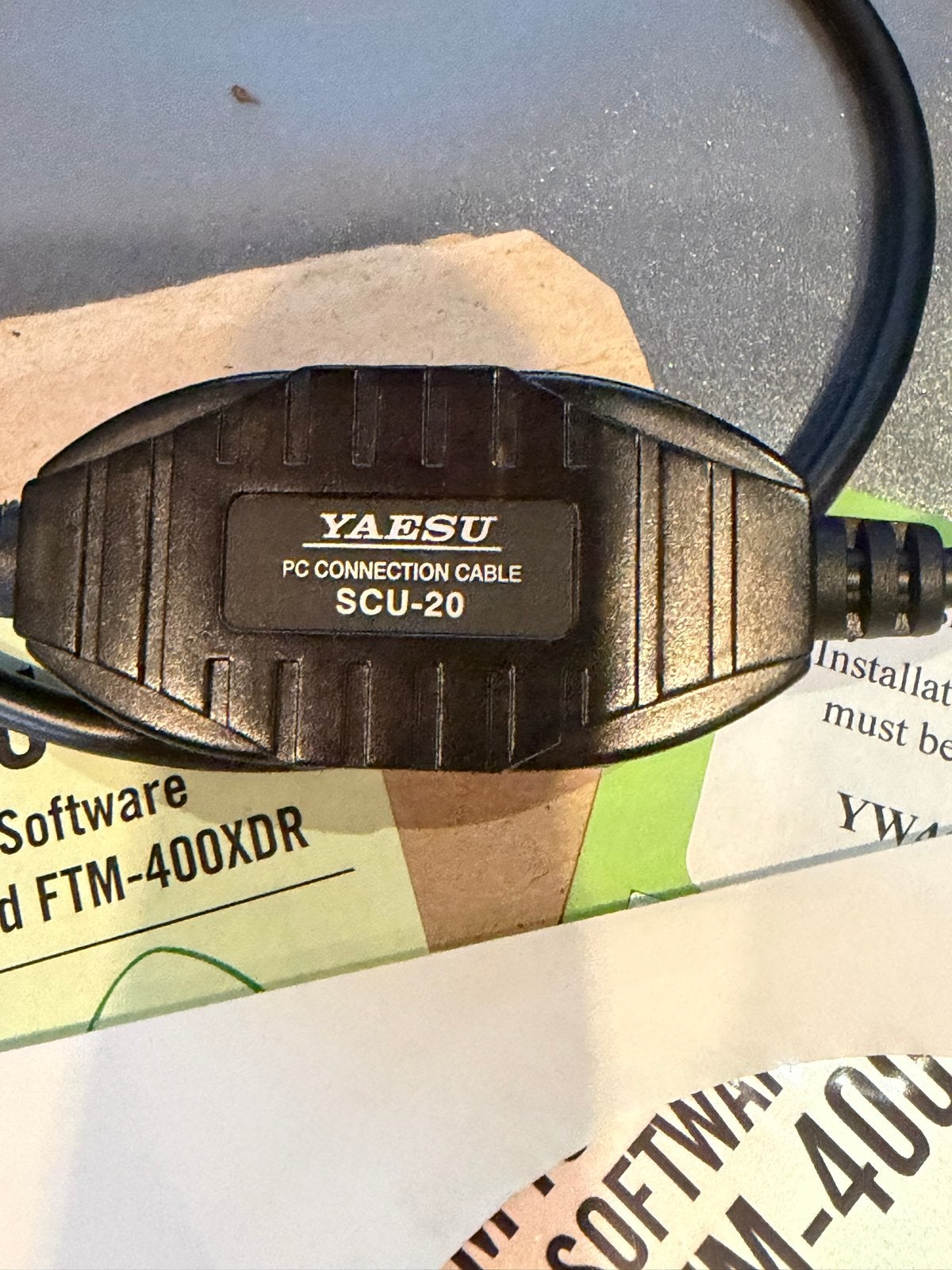 Yaesu SCU-20 PC Verbindingskabel & ADMS-M400-U Software, Computers en Software, Pc- en Netwerkkabels, Zo goed als nieuw, Ophalen of Verzenden
