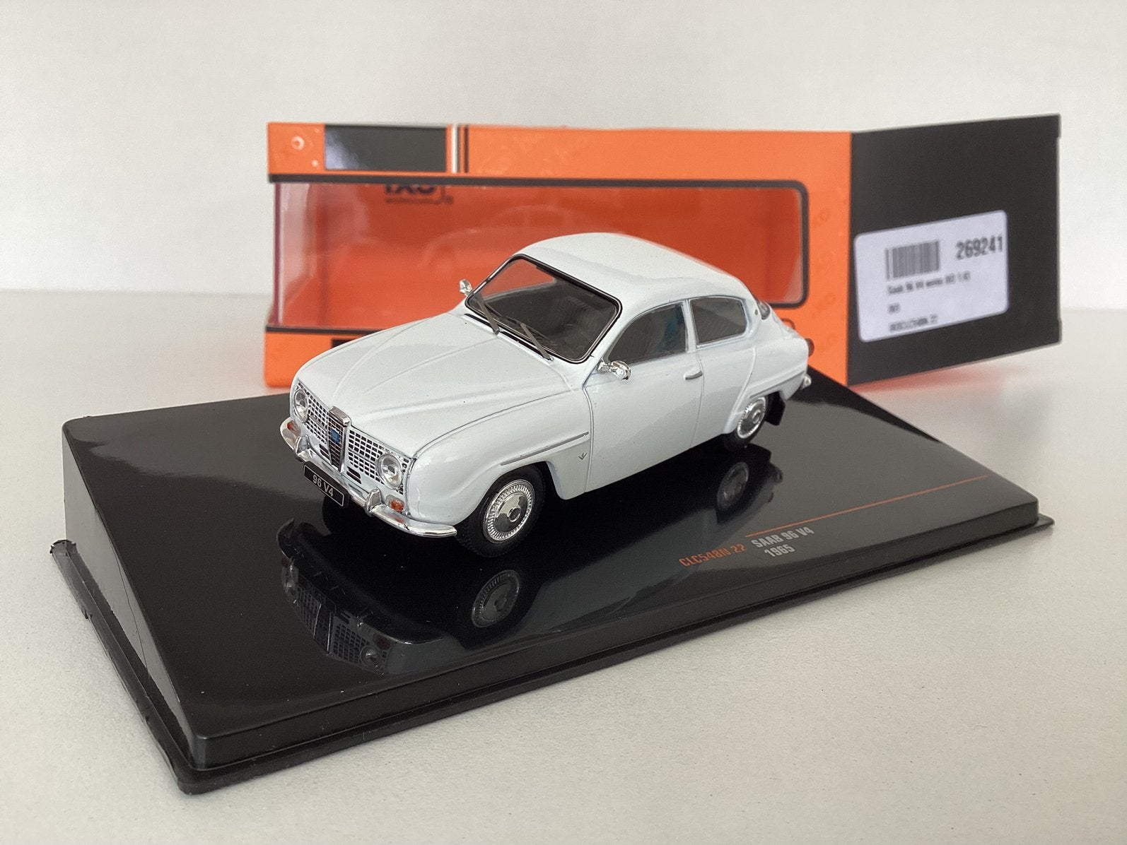 Saab 96 wit (1965) 1:43 Ixo Nieuw in verpakking, Ophalen of Verzenden, Nieuw, Auto, Overige merken