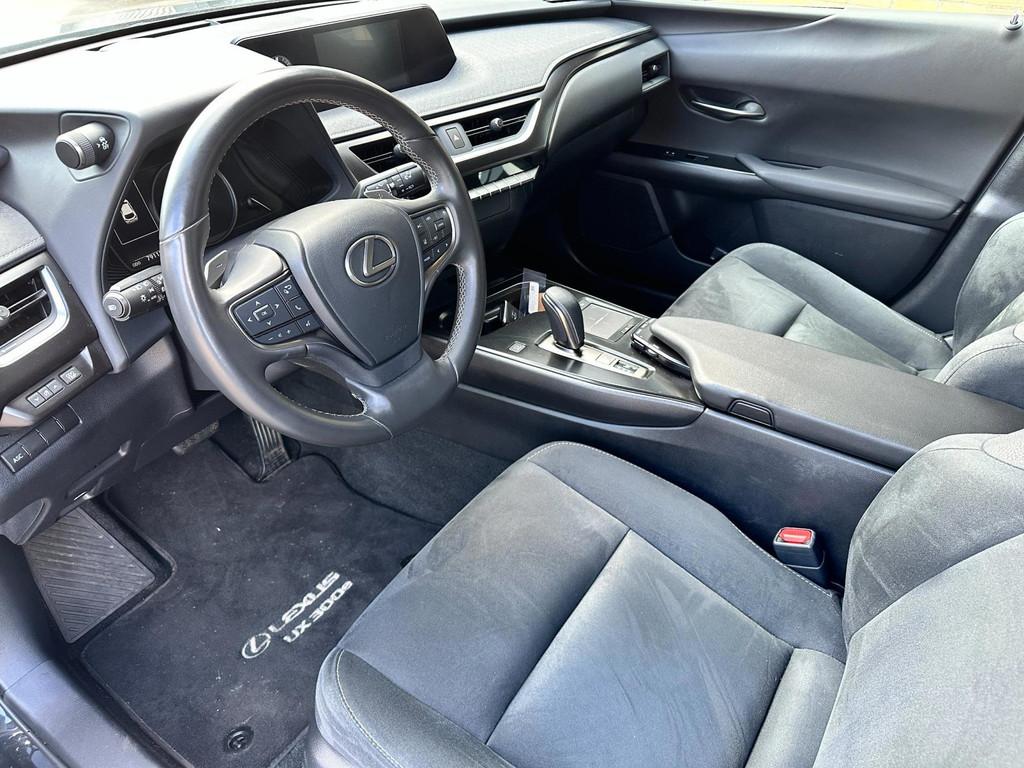 Lexus UX 300e Business 54 kWh SOH 94%, Auto's, Lexus, 12 maanden, Gebruikt, Zwart, Origineel Nederlands