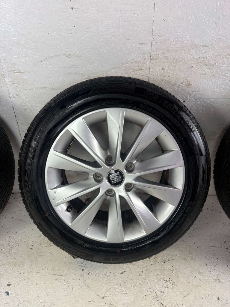 Originele Seat Leon Golf Caddy velgen 16" 5x112 all-season, Niet ingevuld, Gebruikt, 16 inch, Banden en Velgen