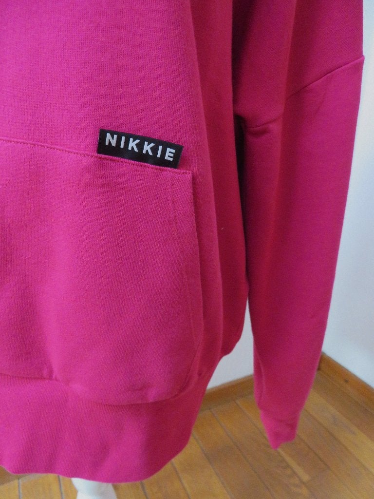 V34 Nikkie originele nieuwe trui hoodie roze 32 past voor 40, Maat 38/40 (M), Nieuw, Ophalen of Verzenden, Nikkie