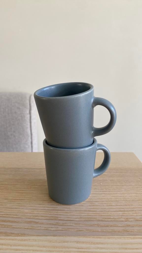 2 espresso kopjes, Ophalen, Zo goed als nieuw, Overige stijlen, Kop(pen) en/of Schotel(s)