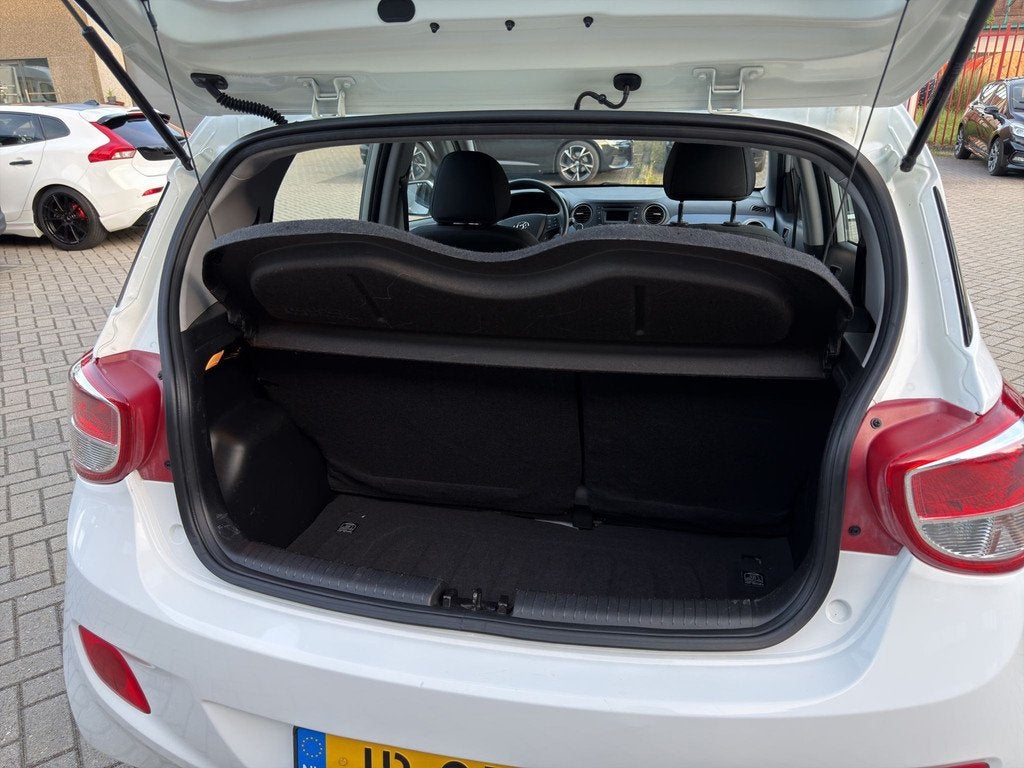 Hyundai I10 1.0i i-Motion Comfort Clima|CruiseControl|NAP, Auto's, Hyundai, Voorwielaandrijving, Start-stop-systeem, Gebruikt