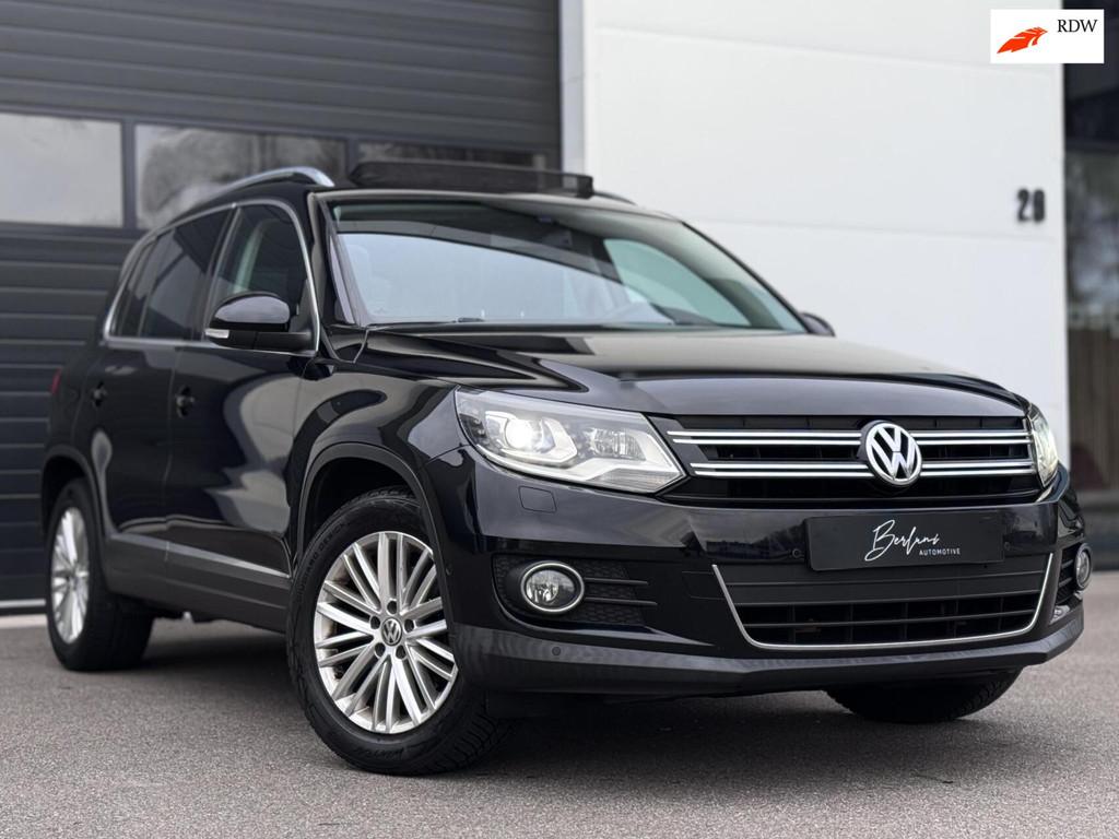 Volkswagen Tiguan 1.4 TSI Cup Edition Panodak | Automaat, Euro 5, Stof, Zwart, 4 cilinders