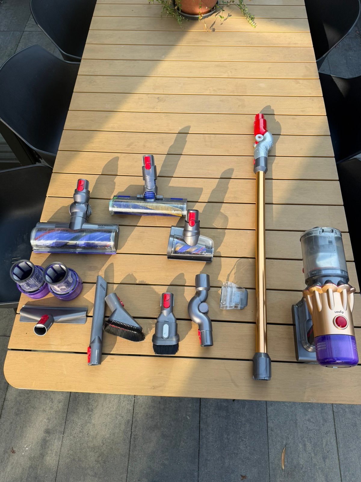 Dyson V12 Detect Slim – zeer complete set, Witgoed en Apparatuur, Stofzuigers, Ophalen, Gebruikt, Dyson, Geschikt voor tapijt