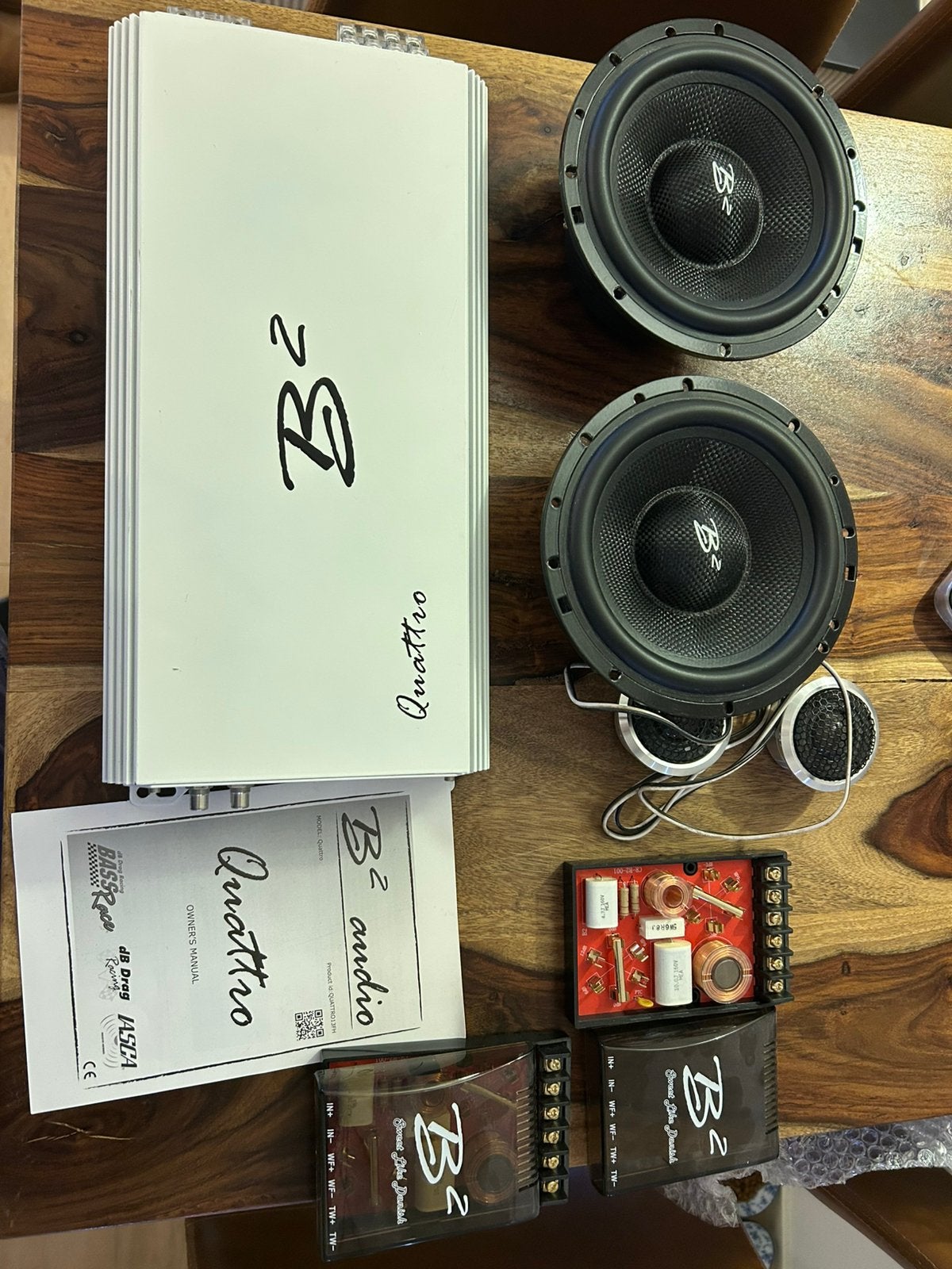 B2 speakers en versterker, Ophalen, Zo goed als nieuw
