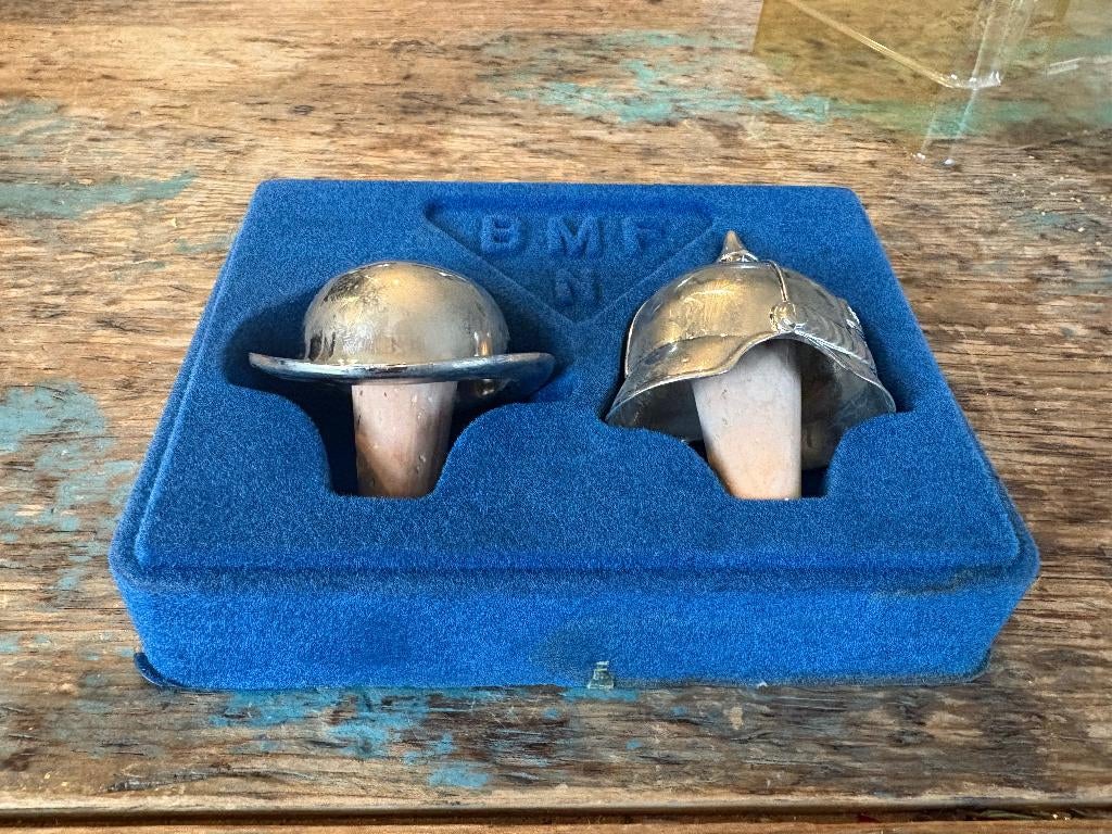 2 Verzilverde Wijnafsluiters in Originele Verpakking, Ophalen of Verzenden, Nieuw