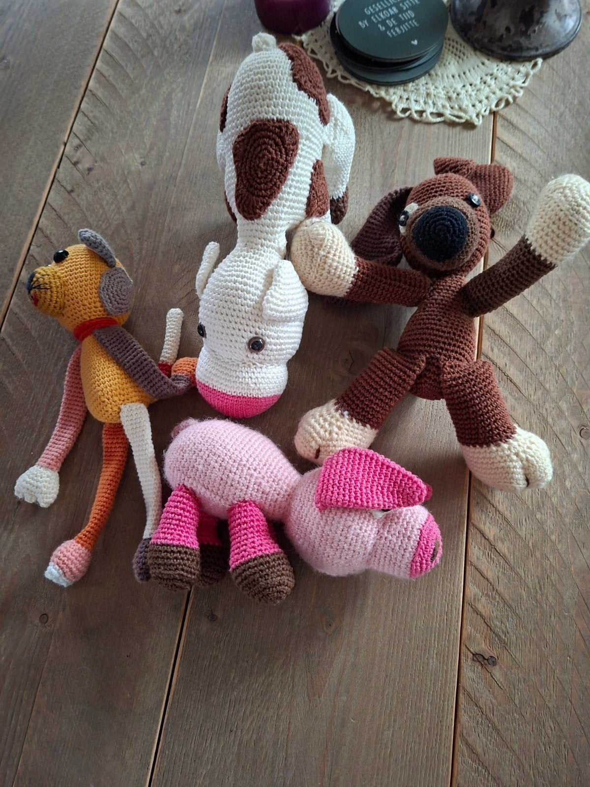 Gehaakte knuffels: poes, hond, koe en varken, Ophalen, Handgemaakt, Hond, Zo goed als nieuw