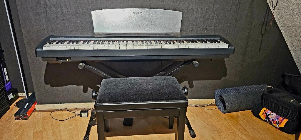 Yamaha P95 digitale piano Black, Ophalen, Zwart, Digitaal, Zo goed als nieuw