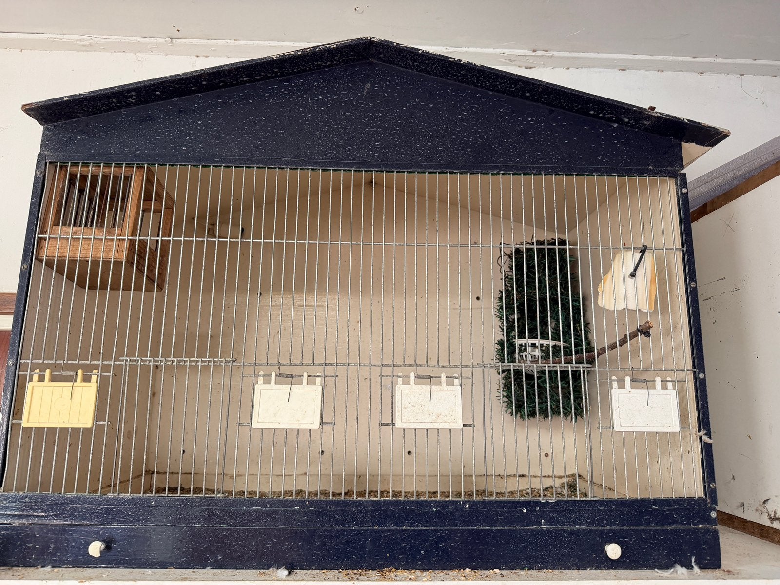 Diverse vogel hok/kooi/voliere, Dieren en Toebehoren, Ophalen, Zo goed als nieuw, Hout, Vogelkooi