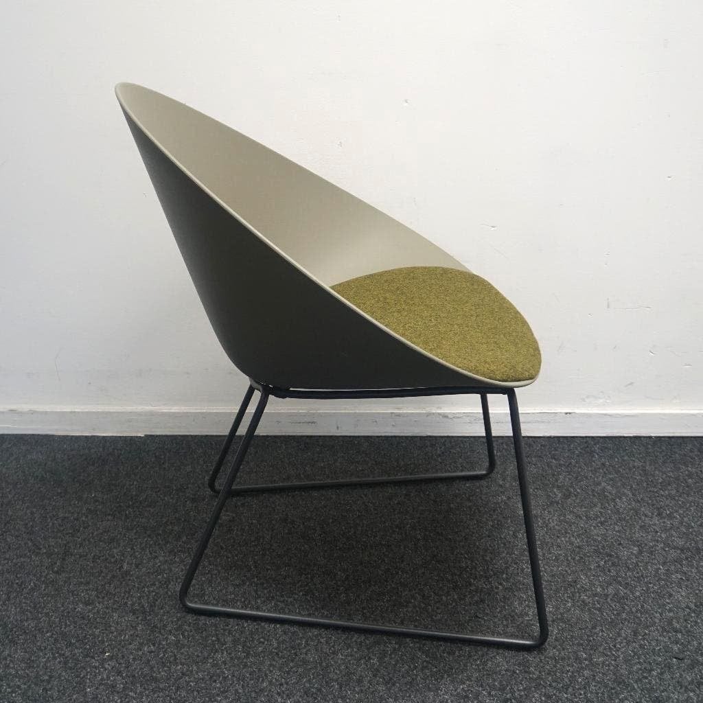 Arper Adell Lounge Chair Design Fauteuils | Groen | Stoelen, Stof, Gebruikt, -, Minder dan 75 cm