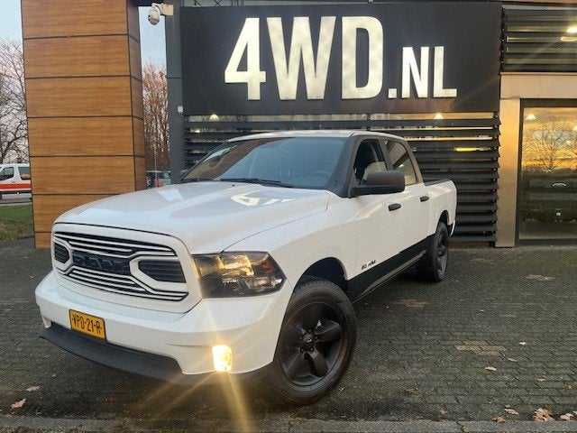 Dodge Ram 1500 5.7 V8 4x4 Crew Cab 6 PERS CLASSIC/ NAP 297 K, Auto's, Automaat, 5654 cc, 402 pk, Wit