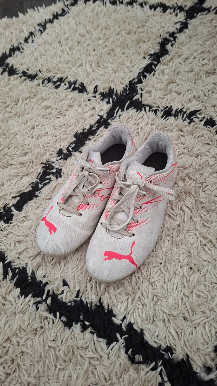 Voetbalschoenen Puma maat 34, Ophalen of Verzenden, Gebruikt, Jongetje of Meisje, Schoentjes