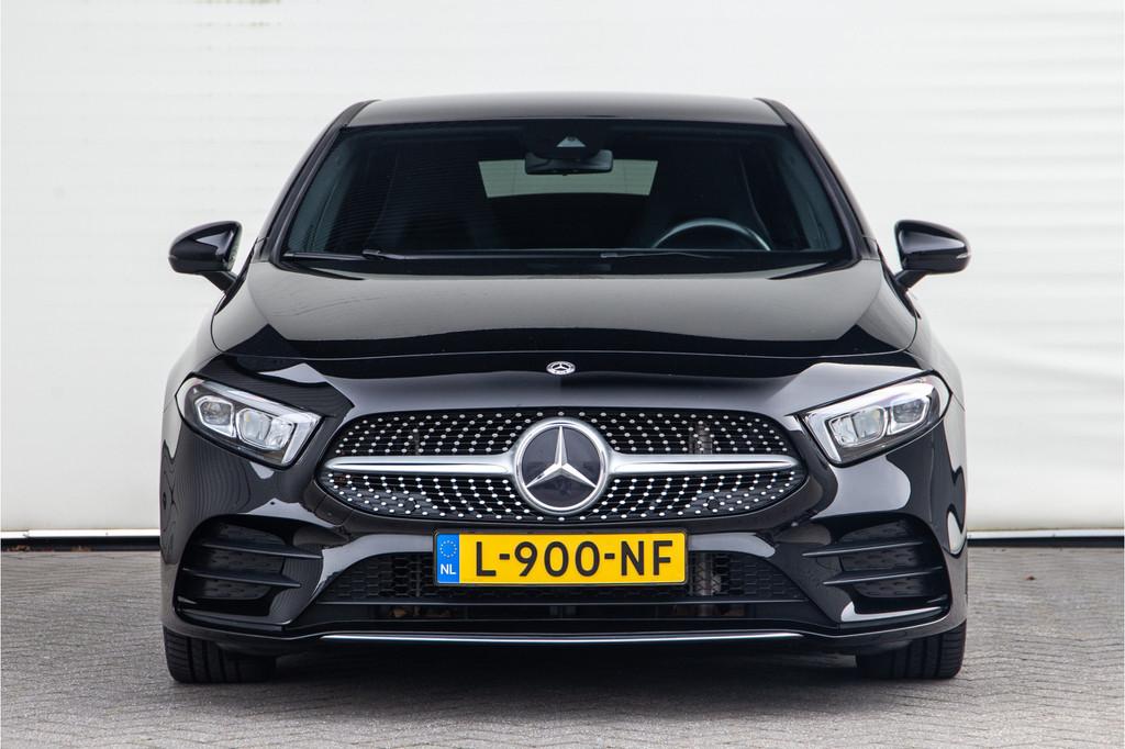 Mercedes-Benz A-Klasse 180 AMG Sportpakket, Camera, 2019, Auto's, Mercedes-Benz, 136 pk, Gebruikt, 4 cilinders, Zwart