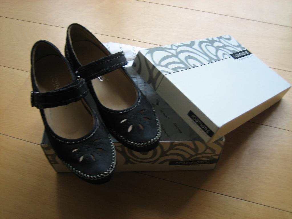 Comfortabele zwart suede ballerinas FOOTNOTES 38-G snazzeys, Kleding | Dames, Schoenen, Verzenden, Zwart, Nieuw, Ballerina's
