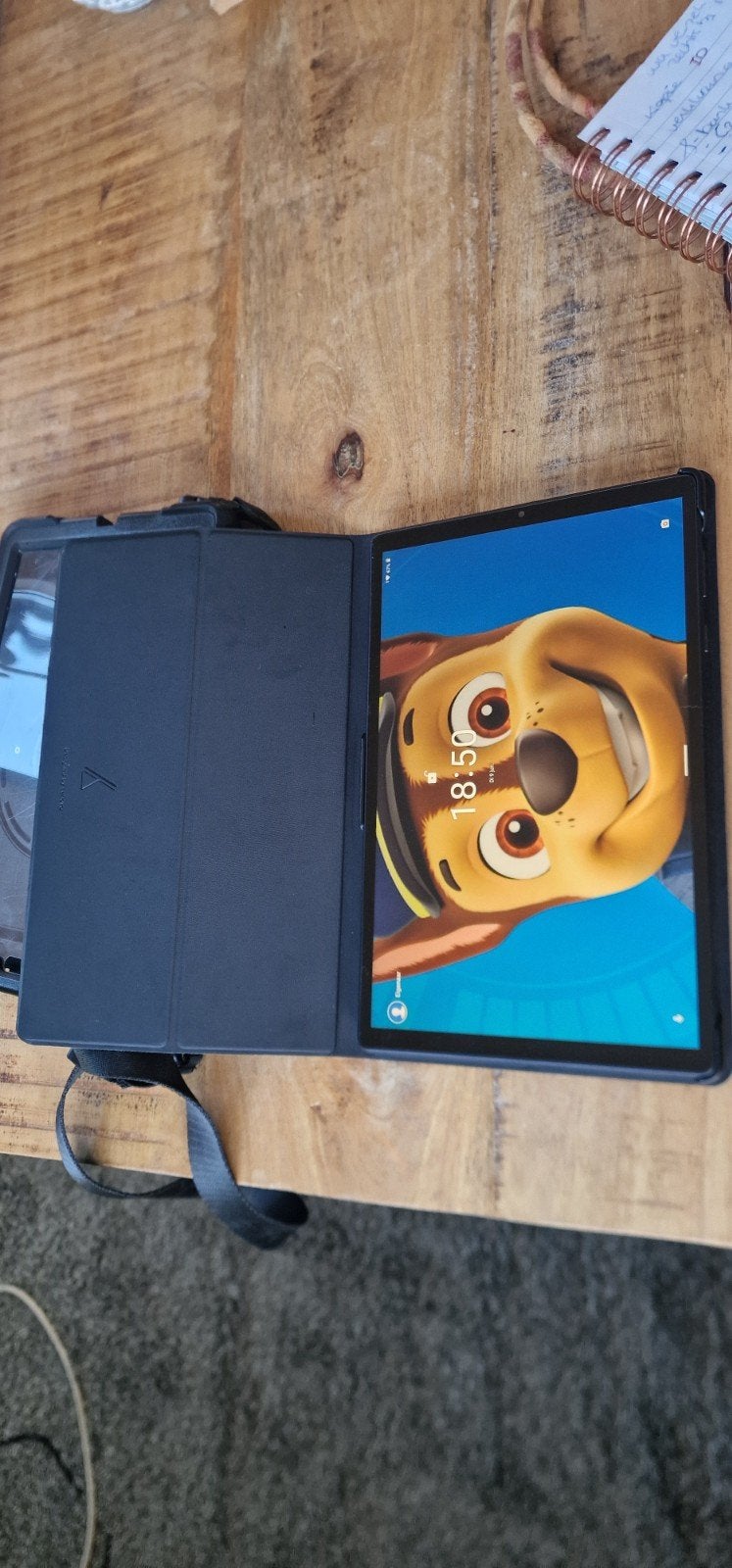 Lenovo M10 FHD plus tablet met 2 hoezen 32gb 10,3 inch gen2, Ophalen of Verzenden, Zo goed als nieuw, 10 inch, 32 GB