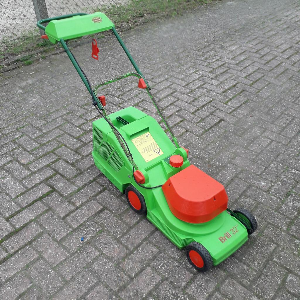 BRILL TYPE 32 EK voor onderdelen hobbyen, Tuin en Terras, Grasmaaiers, Ophalen, Gebruikt