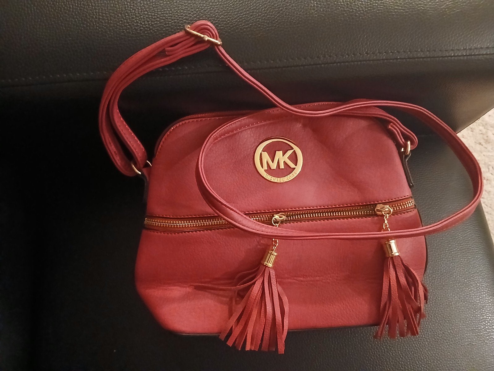 Michael Kors tas - Rood schoudertasje met kwastjes, Ophalen of Verzenden, Gebruikt, Rood, Schoudertasje