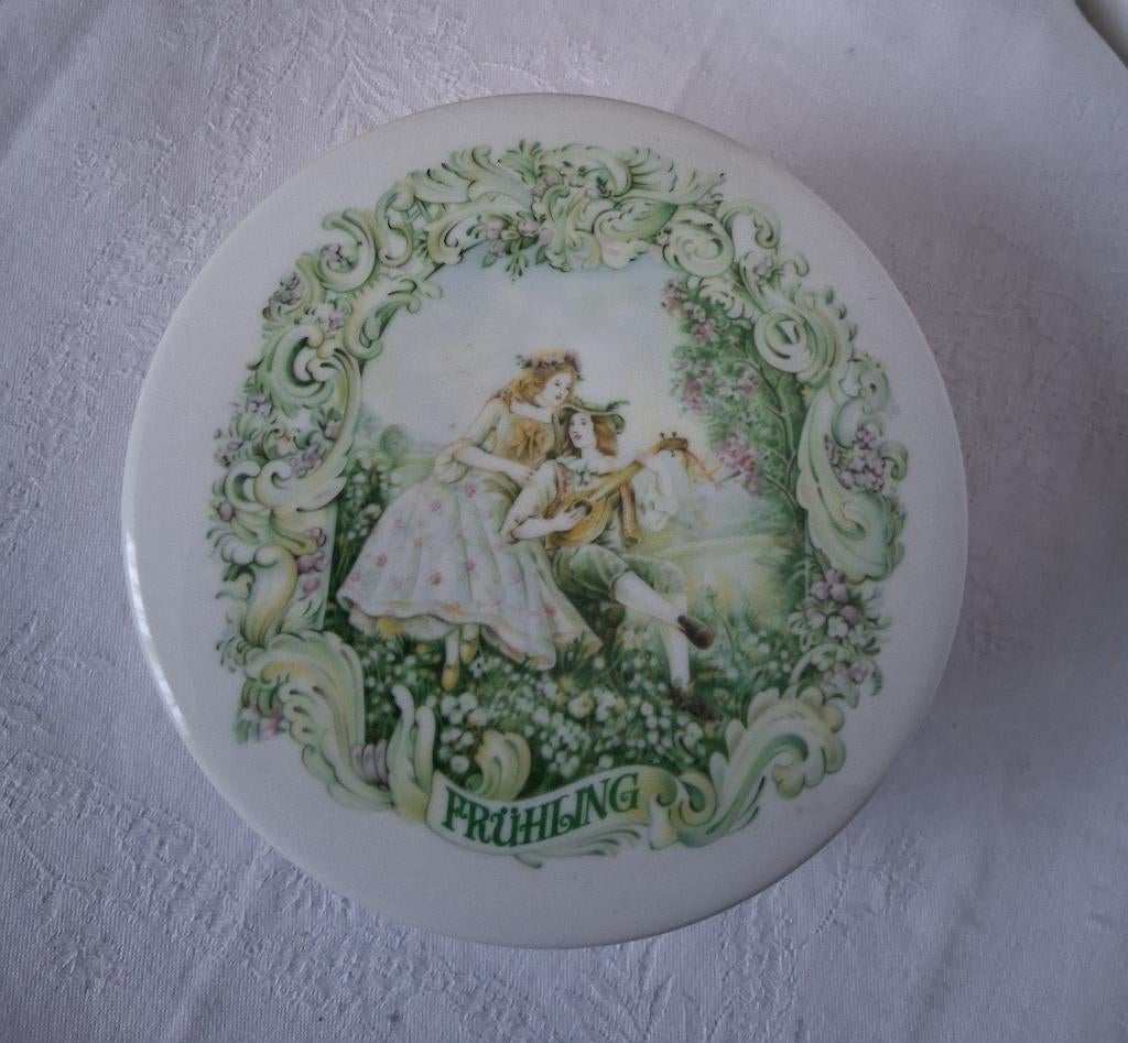 Brocante Frühling bonbon dekseldoos * eureka*, Ophalen of Verzenden