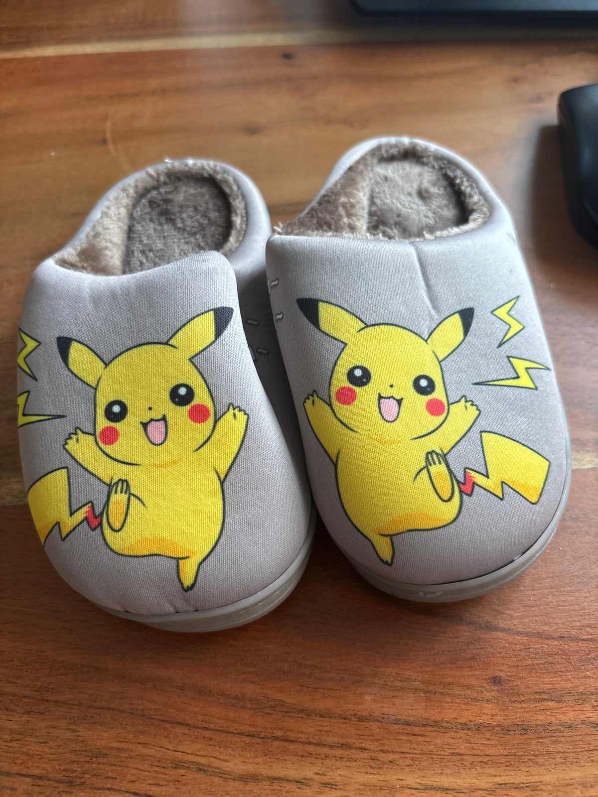 Pikachu Pantoffels voor Kinderen - Maat 26-27, Ophalen of Verzenden, Gebruikt, Jongen of Meisje, Overige typen