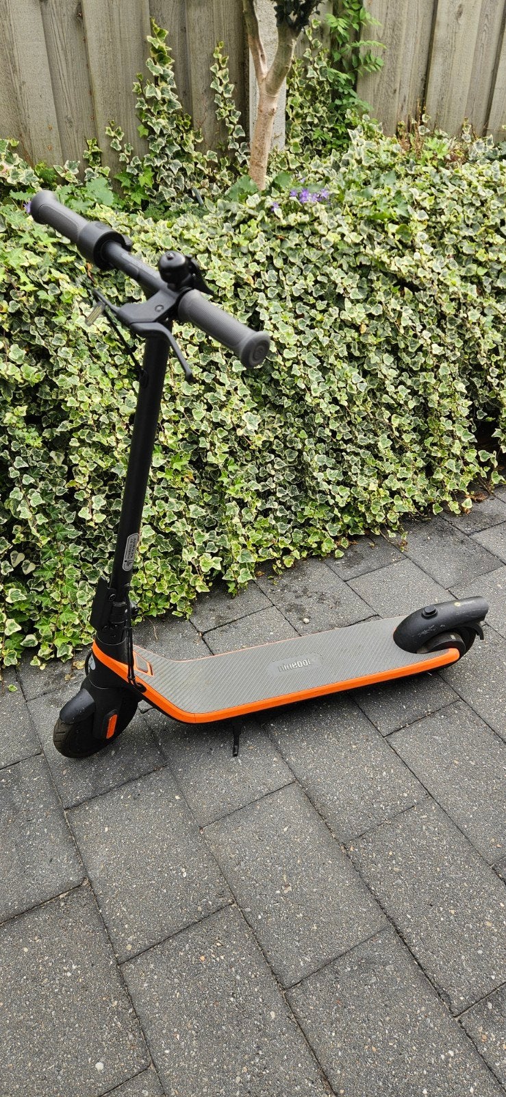 Segway Ninebot Elektrische step, Fietsen en Brommers, Ophalen, Gebruikt, Elektrische step (E-scooter), Segway Ninebot