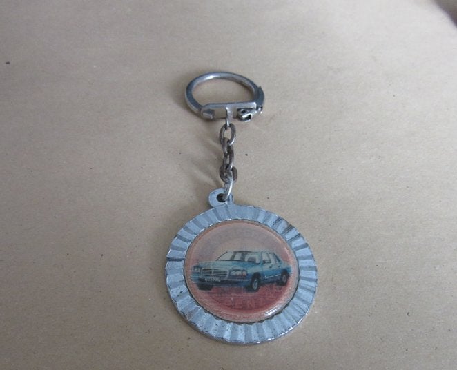 Mercedes Benz sleutelhanger, Verzenden, Zo goed als nieuw, Auto's