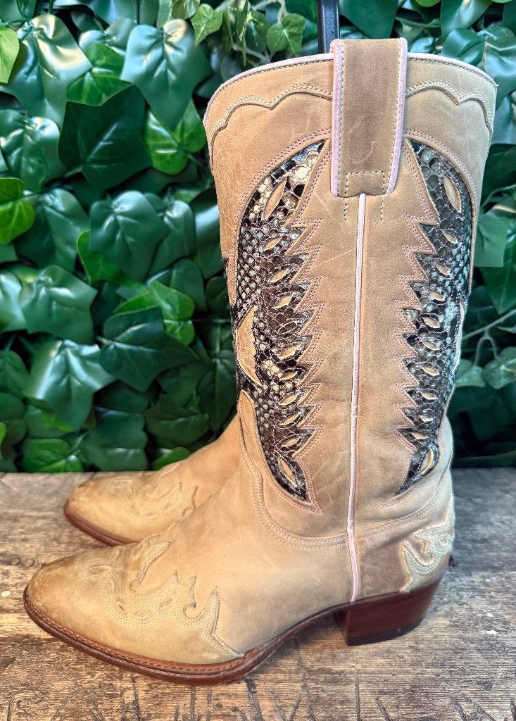zo goed als nieuw mooie laars van Sendra maat 39, Bruin, Ophalen of Verzenden, Zo goed als nieuw, Sendra