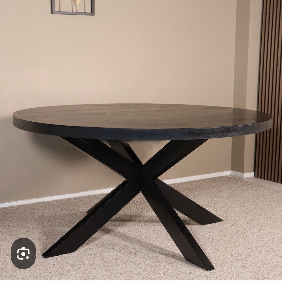Ronde zwarte eettafel - 150 cm doorsnede, 150 tot 200 cm, Rond, Zo goed als nieuw, Ophalen