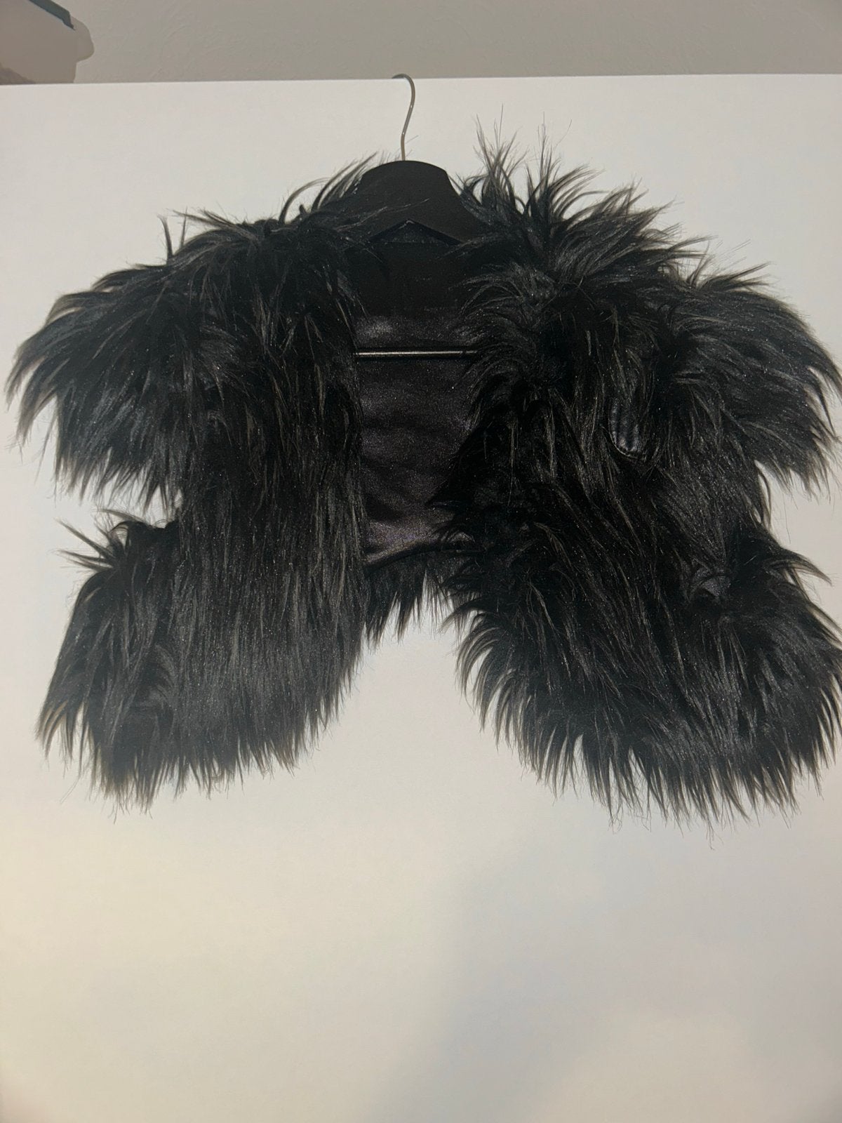 Zwart faux fur bolero/shrug, Ophalen, Zo goed als nieuw, Maat 38/40 (M), Zwart