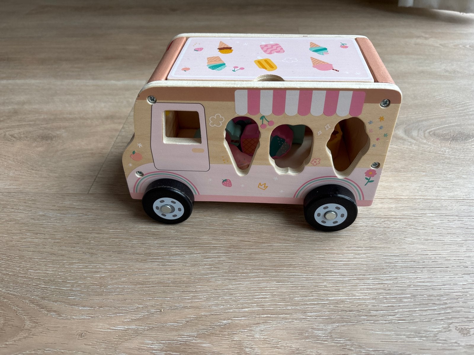 Houten ijscowagen met vormpjes - Fisher-Price, Ophalen of Verzenden, Zo goed als nieuw, Speelset