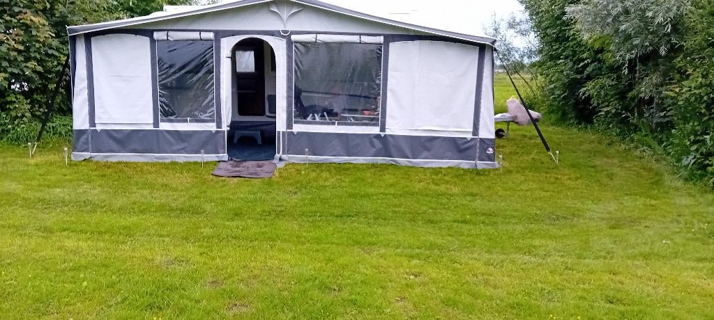 4 seizoenen voortent dorema maat 17 omloop 1050 tot 1075 cm, Caravans en Kamperen, Ophalen, Zo goed als nieuw, Polyester, Dorema