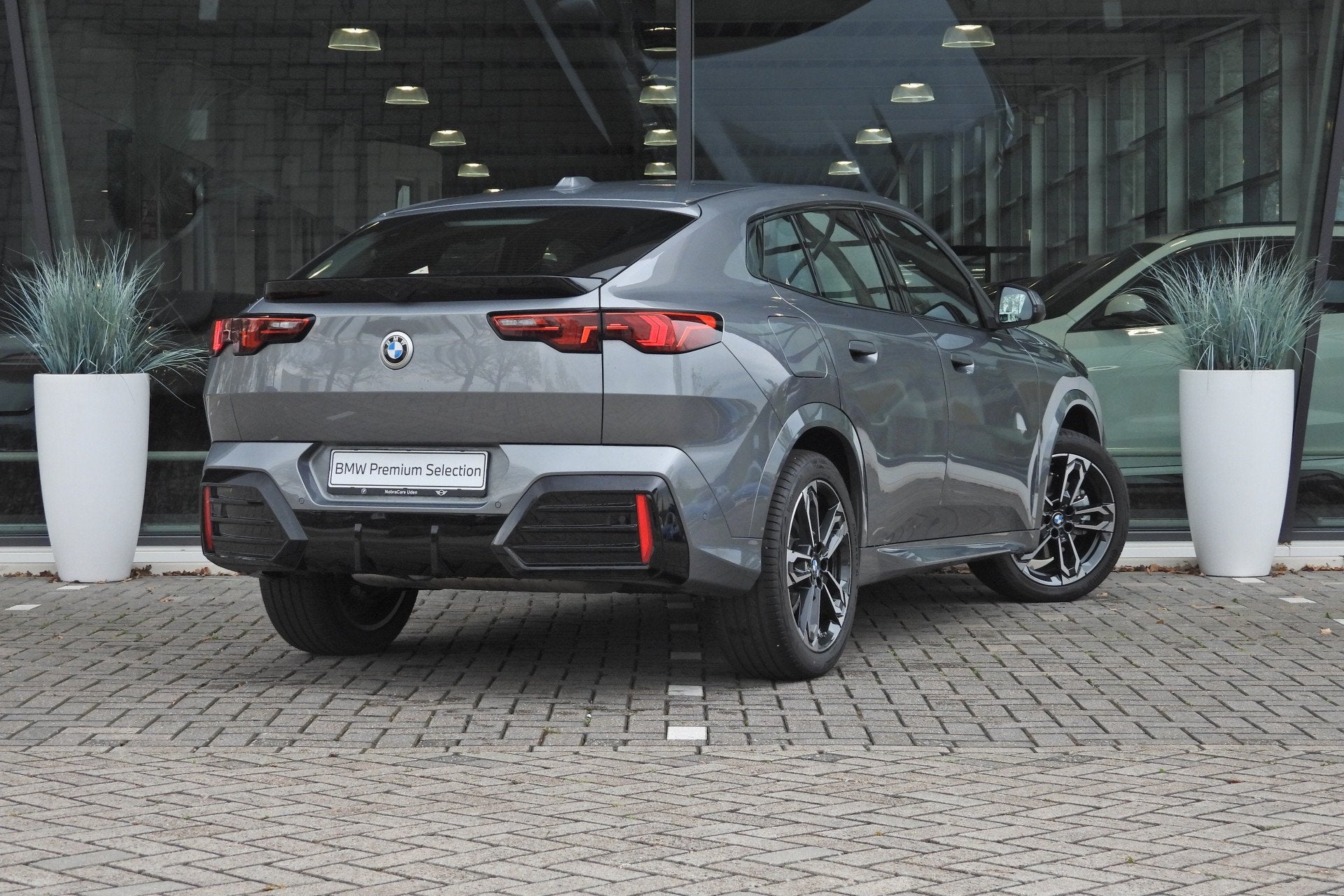 BMW X2 sDrive20i M Sport Automaat / Trekhaak / Sportstoelen, Auto's, Dealer onderhouden, X2, 156 pk, Met garantie (alle)