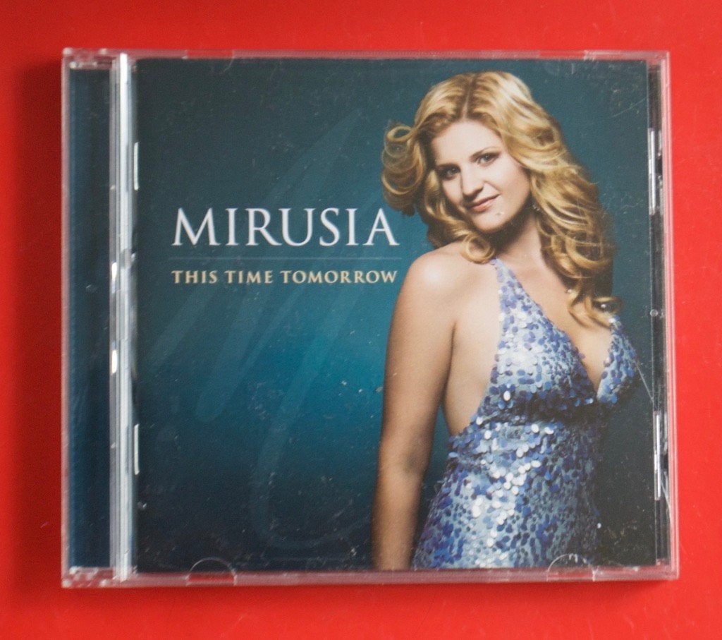 cd Mirusia This time tommorow uit 2016 Andreu Rieu Falling, Ophalen of Verzenden, Modernisme tot heden, Zo goed als nieuw, Vocaal