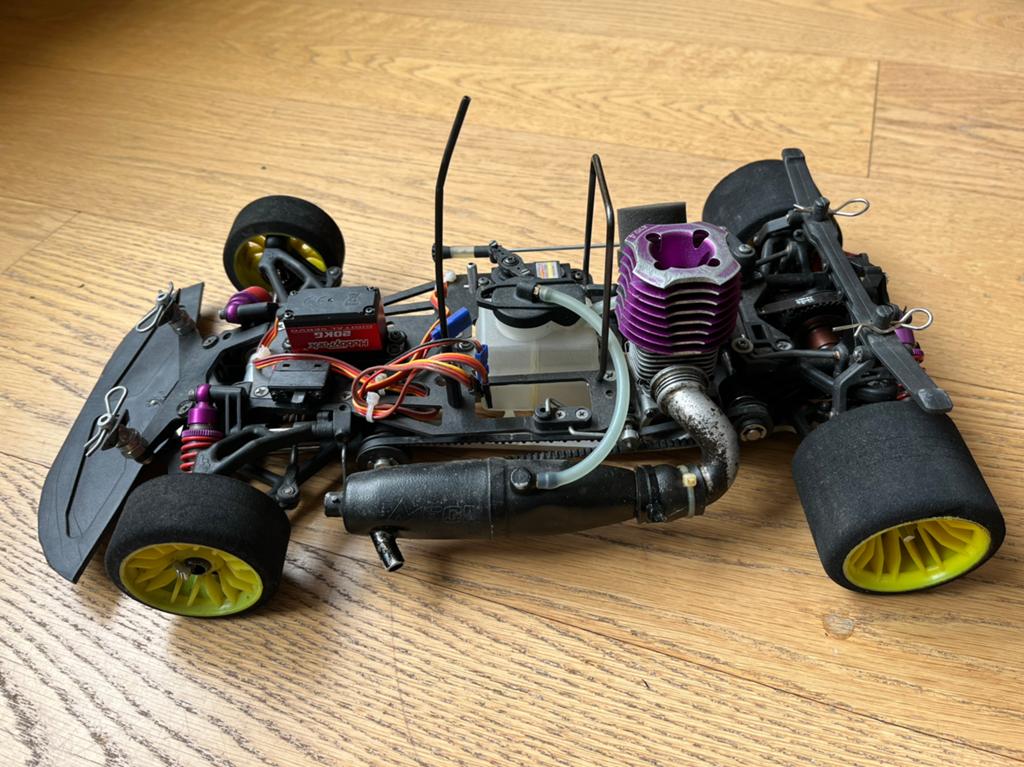 Nitro 1/10 onroud auto Serpent Impact 2., Gebruikt, Ophalen of Verzenden, Schaal 1:10, Auto onroad