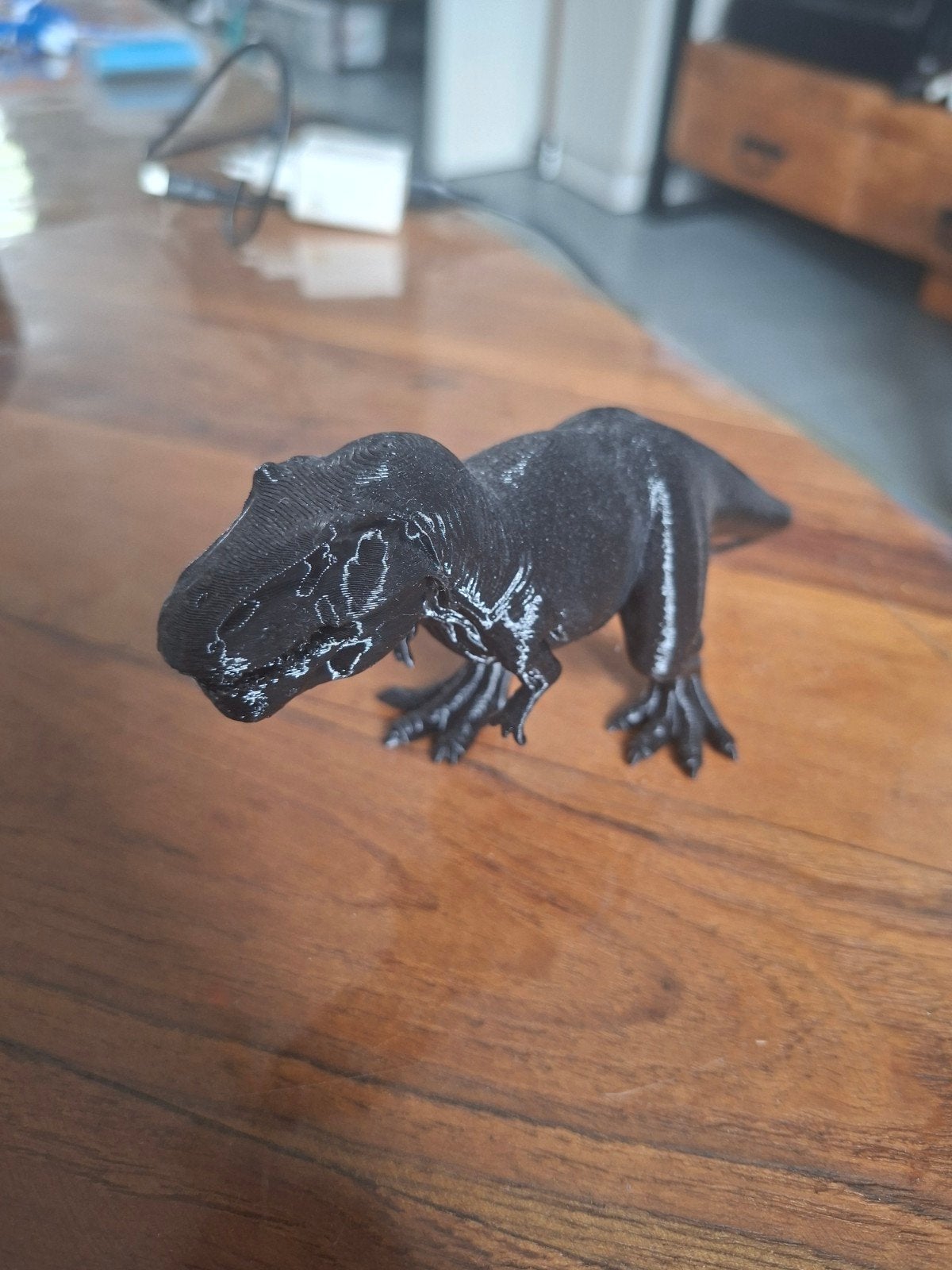 Dino, Ophalen