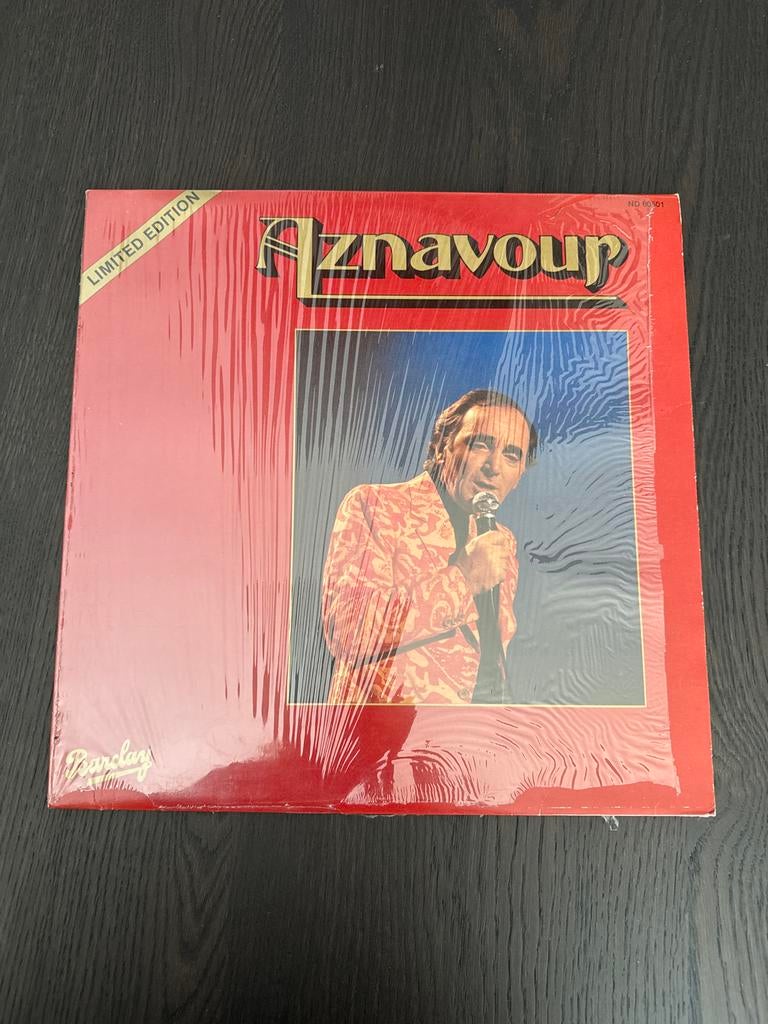 Charles Aznavour - Aznavour (Limited Edition) LP, Cd's en Dvd's, Ophalen of Verzenden, Zo goed als nieuw