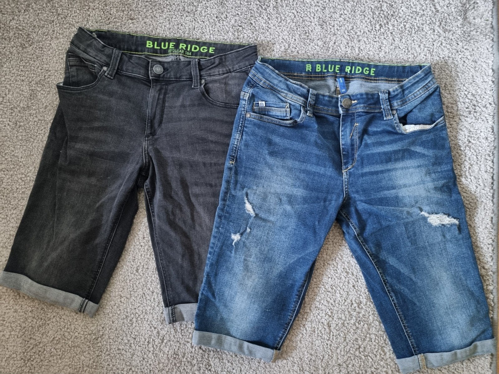 2 shorts blue ridge maat 164-170, Ophalen of Verzenden, Zo goed als nieuw, Jongen, Broek