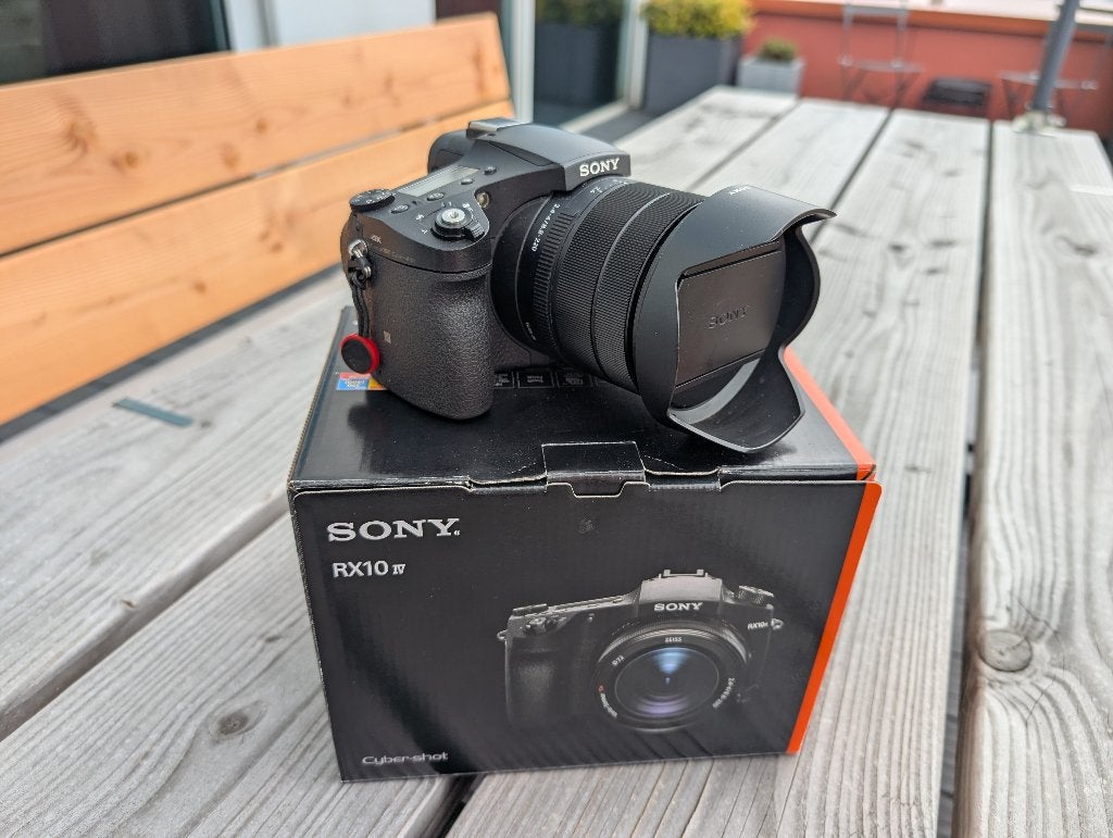 Sony RX10 mk IV (nieuwstaat, compleet), Audio, Tv en Foto, Fotocamera's Digitaal, 20 Megapixel, Spiegelreflex, Ophalen of Verzenden