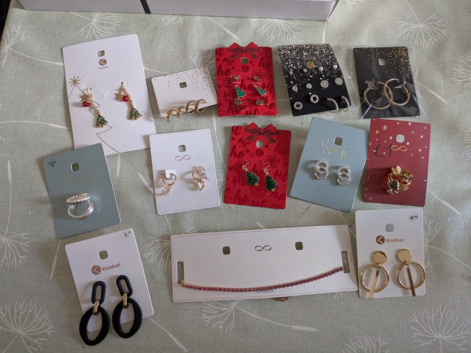 Sieraden set Kruidvat nieuw goud en zilver kleurig., Ophalen of Verzenden, Nieuw, Overige kleuren, Overige materialen
