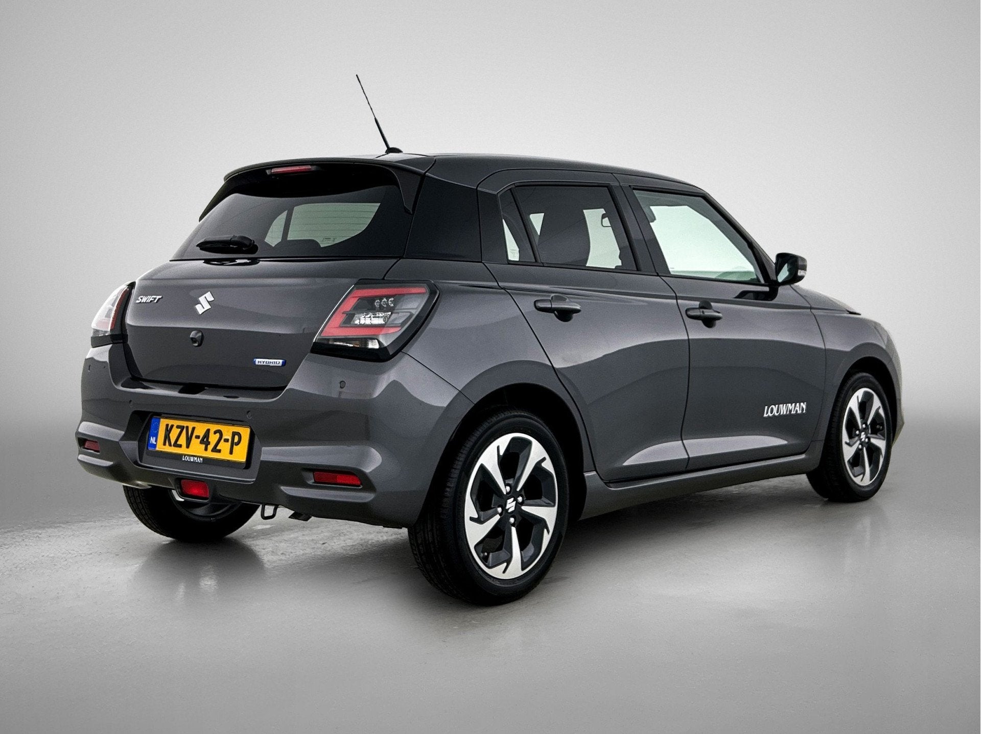 Suzuki Swift 1.2 Style Smart Hybrid (bj 2026), Auto's, Voorwielaandrijving, 400 kg, Origineel Nederlands, Bedrijf