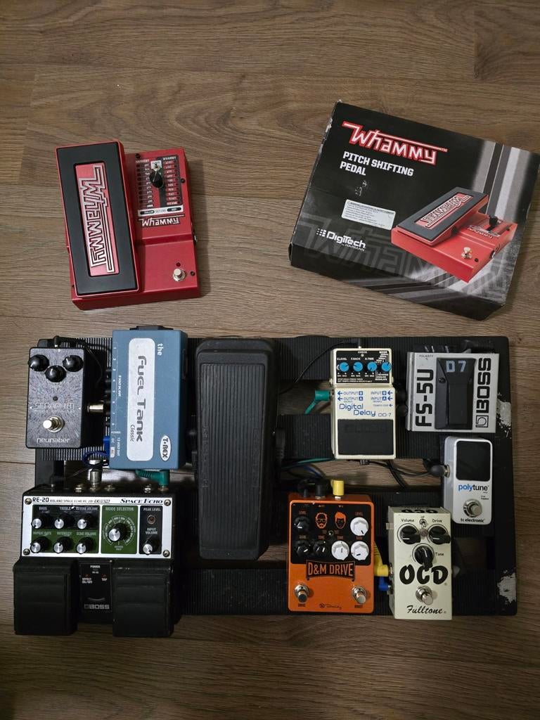 Complete pedalboard met diverse gitaar effect pedalen, Muziek en Instrumenten, Effecten, Ophalen of Verzenden, Gebruikt, Delay of Echo