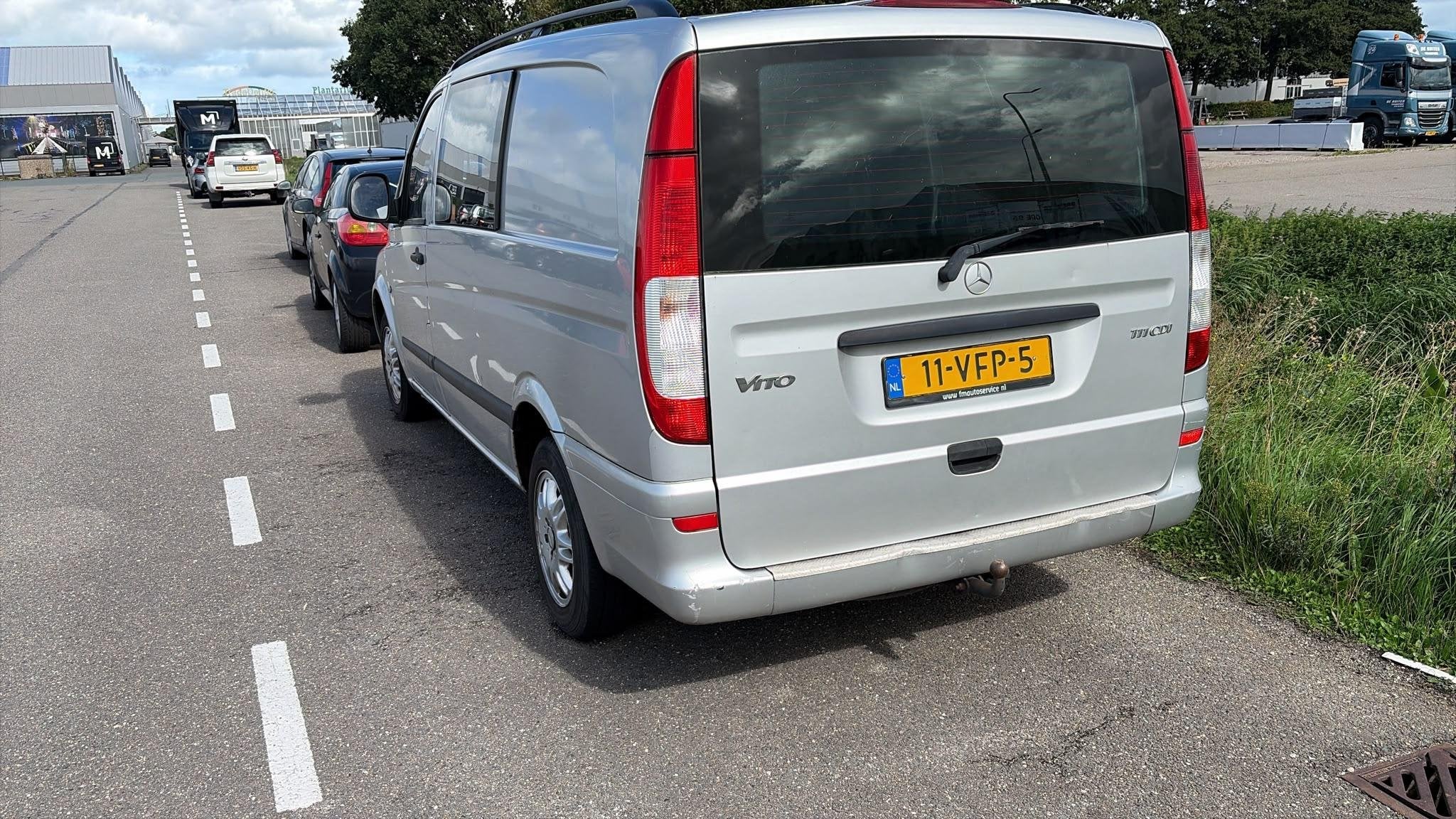Mercedes-Benz Vito 111 CDI 320 Lang DC luxe EXPORT ONLY!, Gebruikt, 2000 kg, 116 pk, Bedrijf