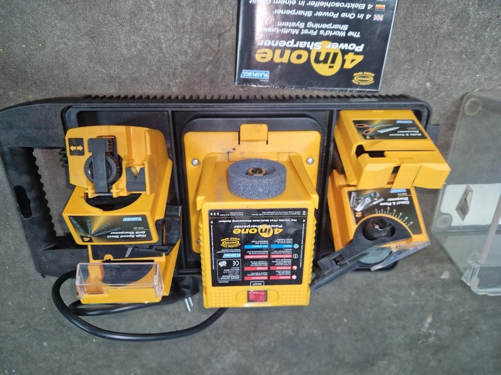 Borenslijpmachine en messen slijpmachine, Ophalen of Verzenden, Zo goed als nieuw, Minder dan 700 watt, Overige typen