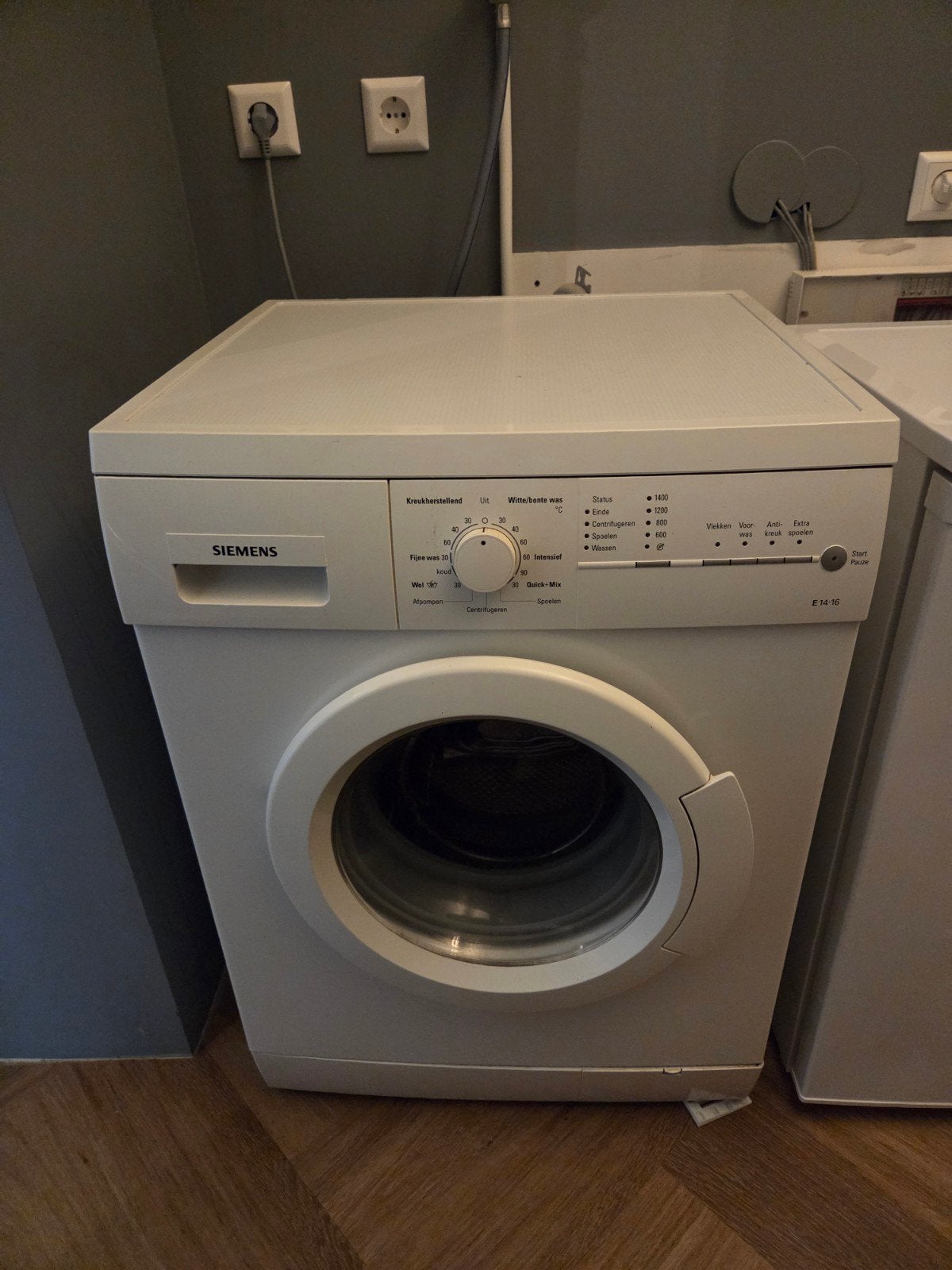 Siemens Voorlader Wasmachine - Betrouwbaar en Efficiënt, Ophalen, Gebruikt, 1200 tot 1600 toeren, 85 tot 90 cm