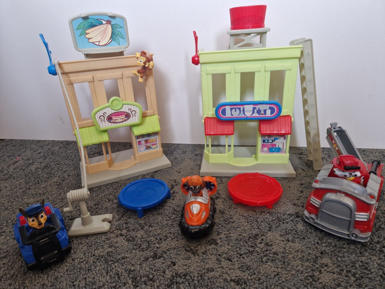 Paw Patrol speelhuizen met voertuigen, Ophalen