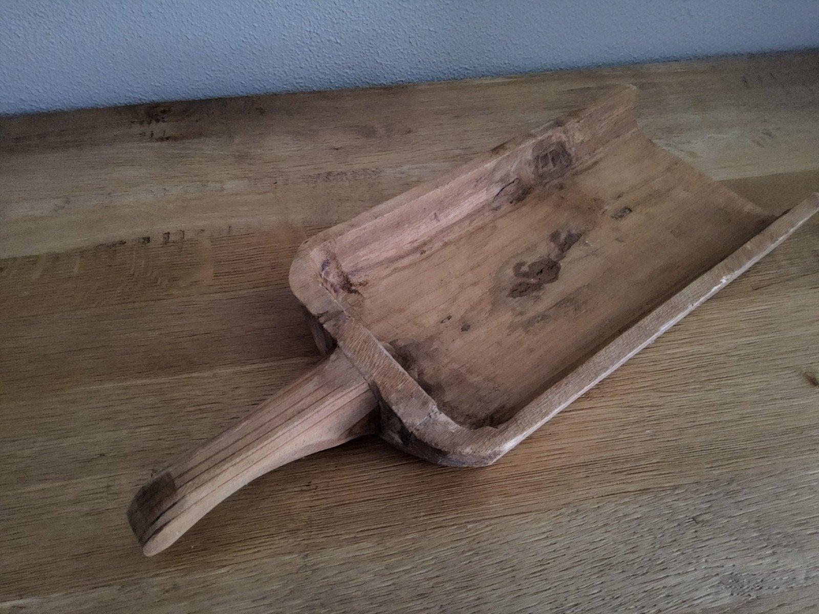 Antieke houten graanschep - decoratief object, Ophalen