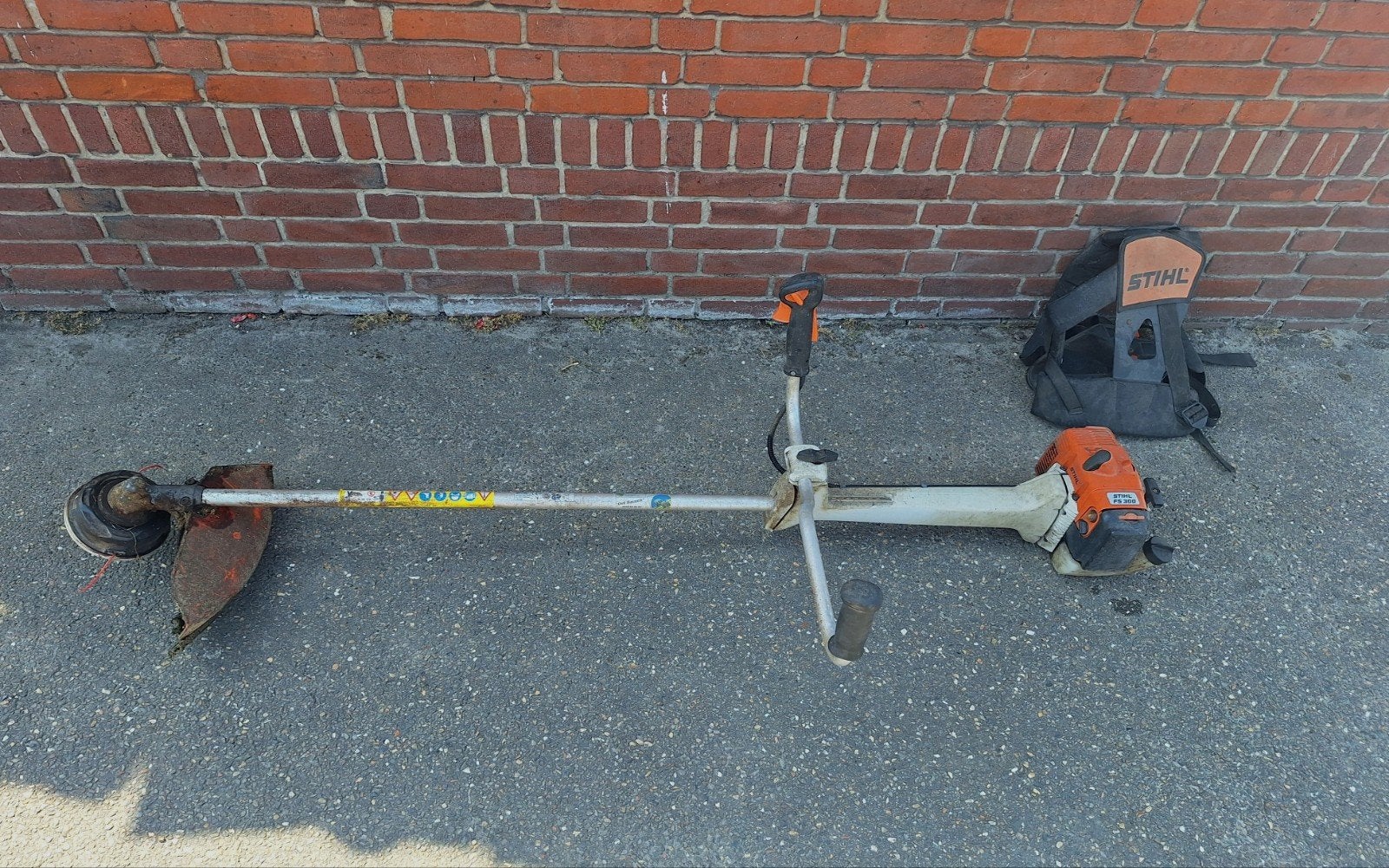 Stihl FS 300 Kantenmaaier/Bosmaaier - Opknapper, Ophalen, Gebruikt, 10 tot 30 cm, Stihl