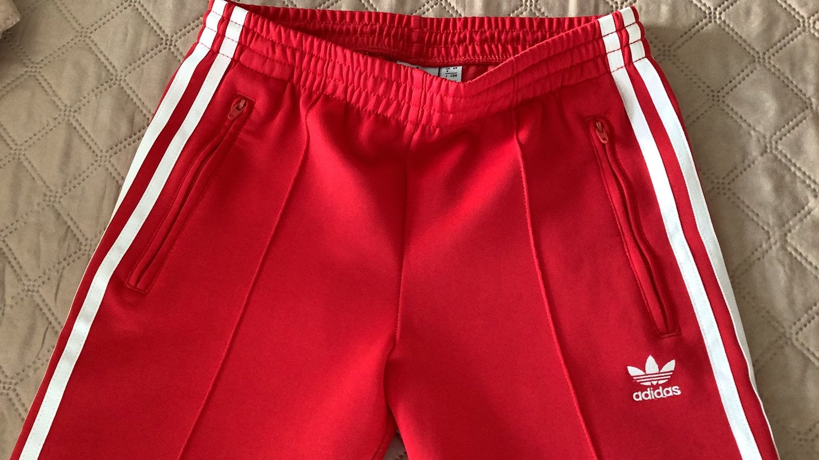 ADIDAS BROEK ROOD, Ophalen, Overige typen, Maat 36 (S), Gedragen