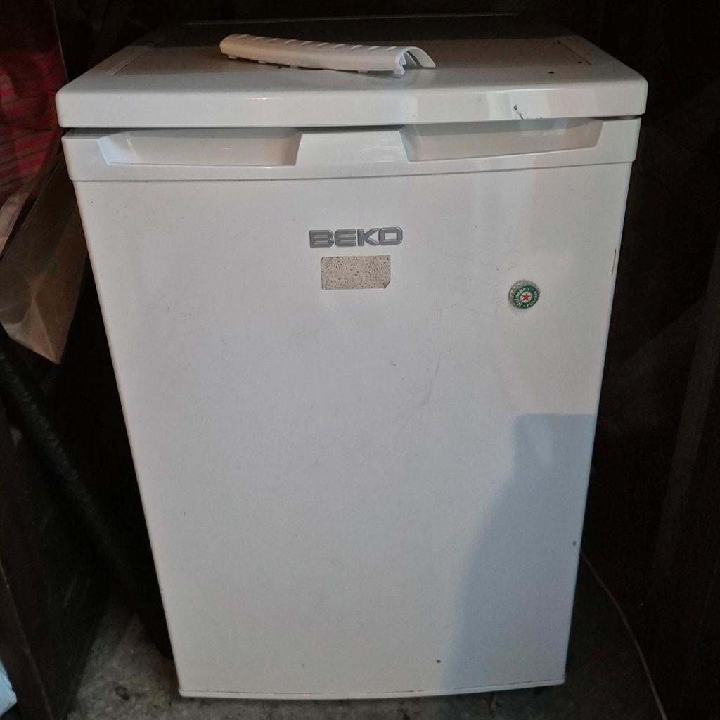 Beko koelkast - defect, Ophalen, Zonder vriesvak, 200 liter of meer, 160 cm of meer